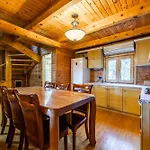 Apartment Ferma Gold By Pikhost Tirana