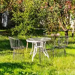 Ferma Gold By Pikhost Apartment *