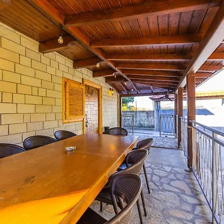 公寓 Ferma Gold By Pikhost