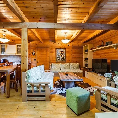 Ferma Gold By Pikhost 地拉那