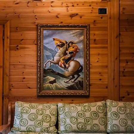 Ferma Gold By Pikhost * 地拉那