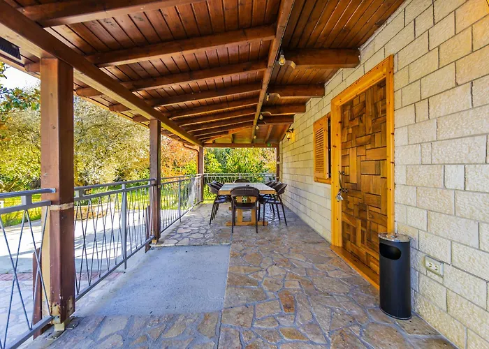 Ferma Gold By Pikhost *