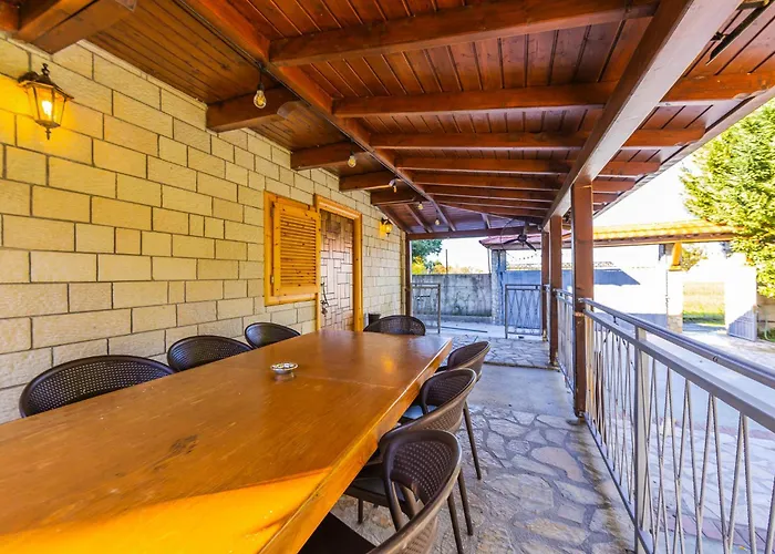 Ferma Gold By Pikhost