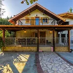 Ferma Gold By Pikhost Apartamento