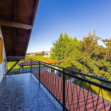 Ferma Gold By Pikhost شقة