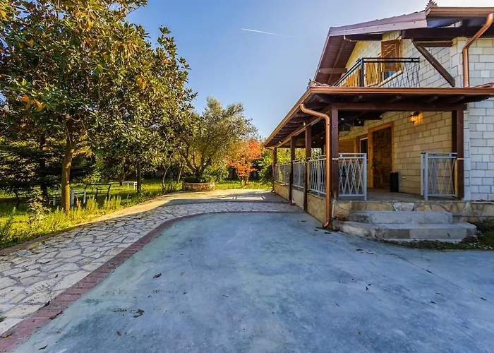 Ferma Gold By Pikhost アパート ティラナ