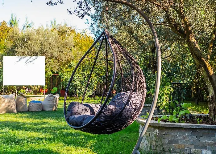 Ferma Gold By Pikhost