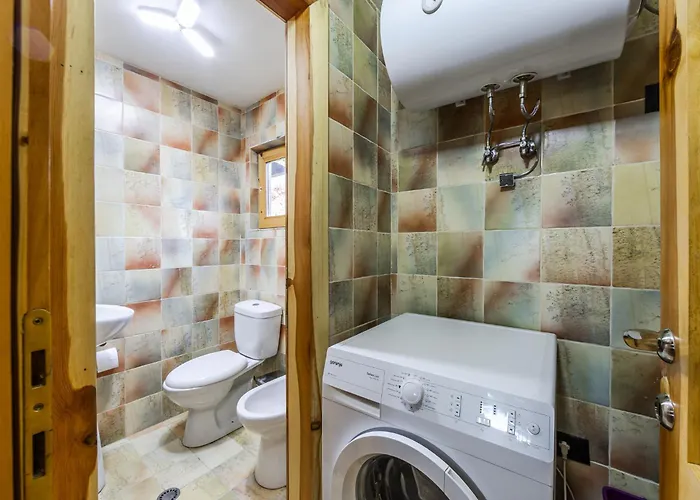 Ferma Gold By Pikhost * Tirana